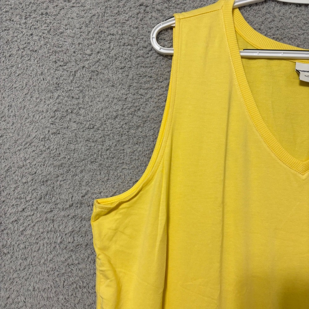 Casual Yellow Romper XXL Lightweight Lounge Summer Outfit V-Neck NWT - Picture 7 of 15